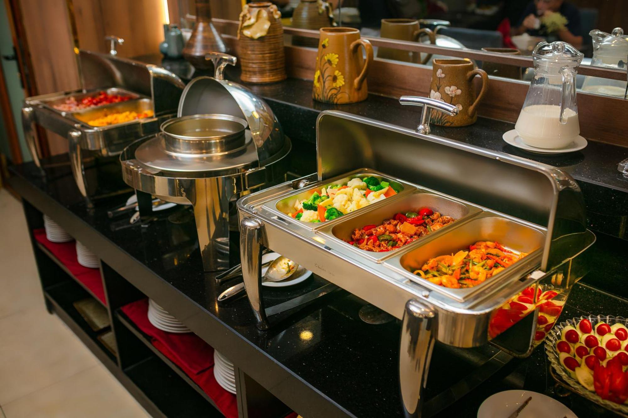 Hanoi La Palm Premier Hotel & Spa Екстериор снимка