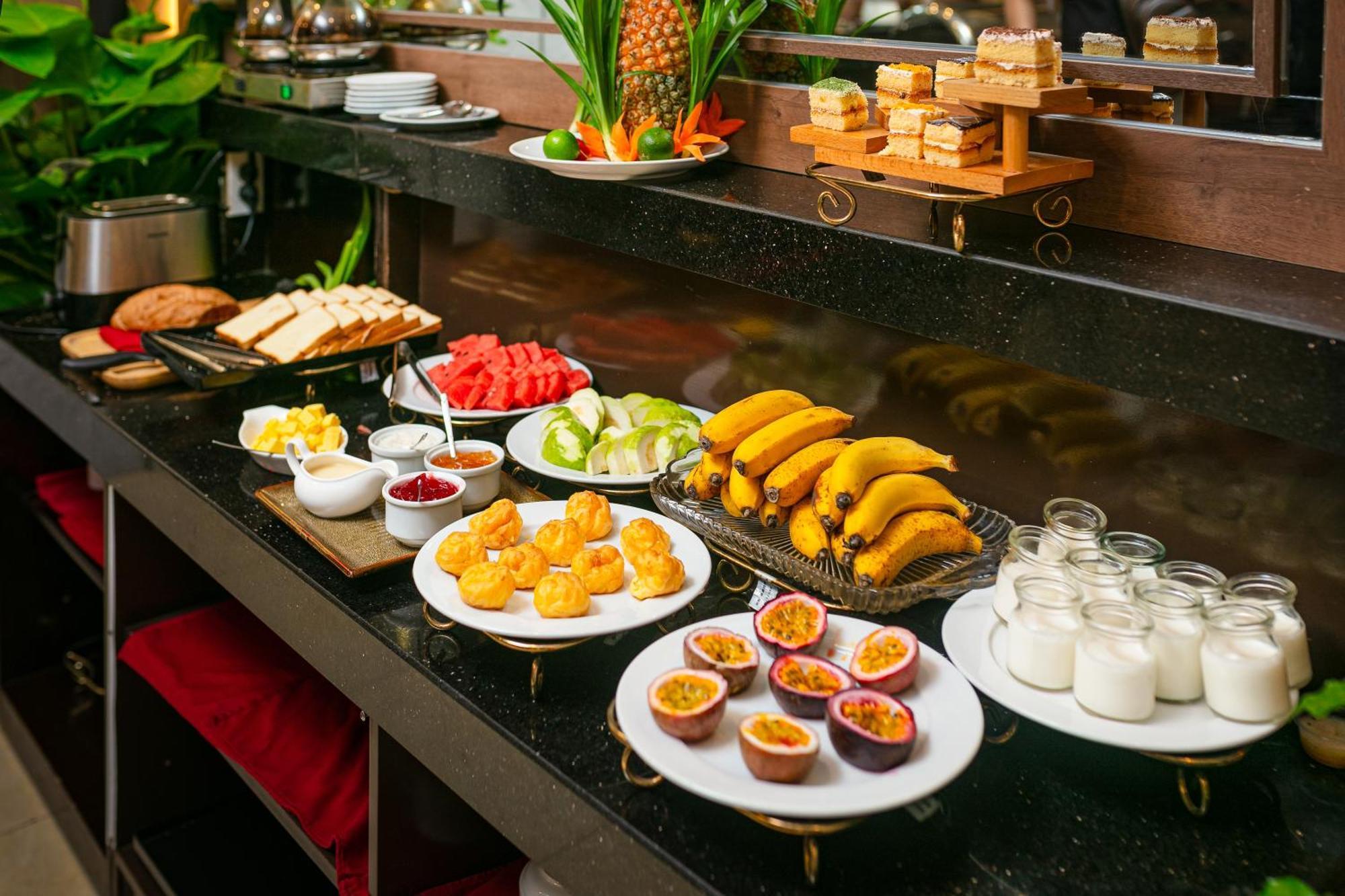Hanoi La Palm Premier Hotel & Spa Екстериор снимка