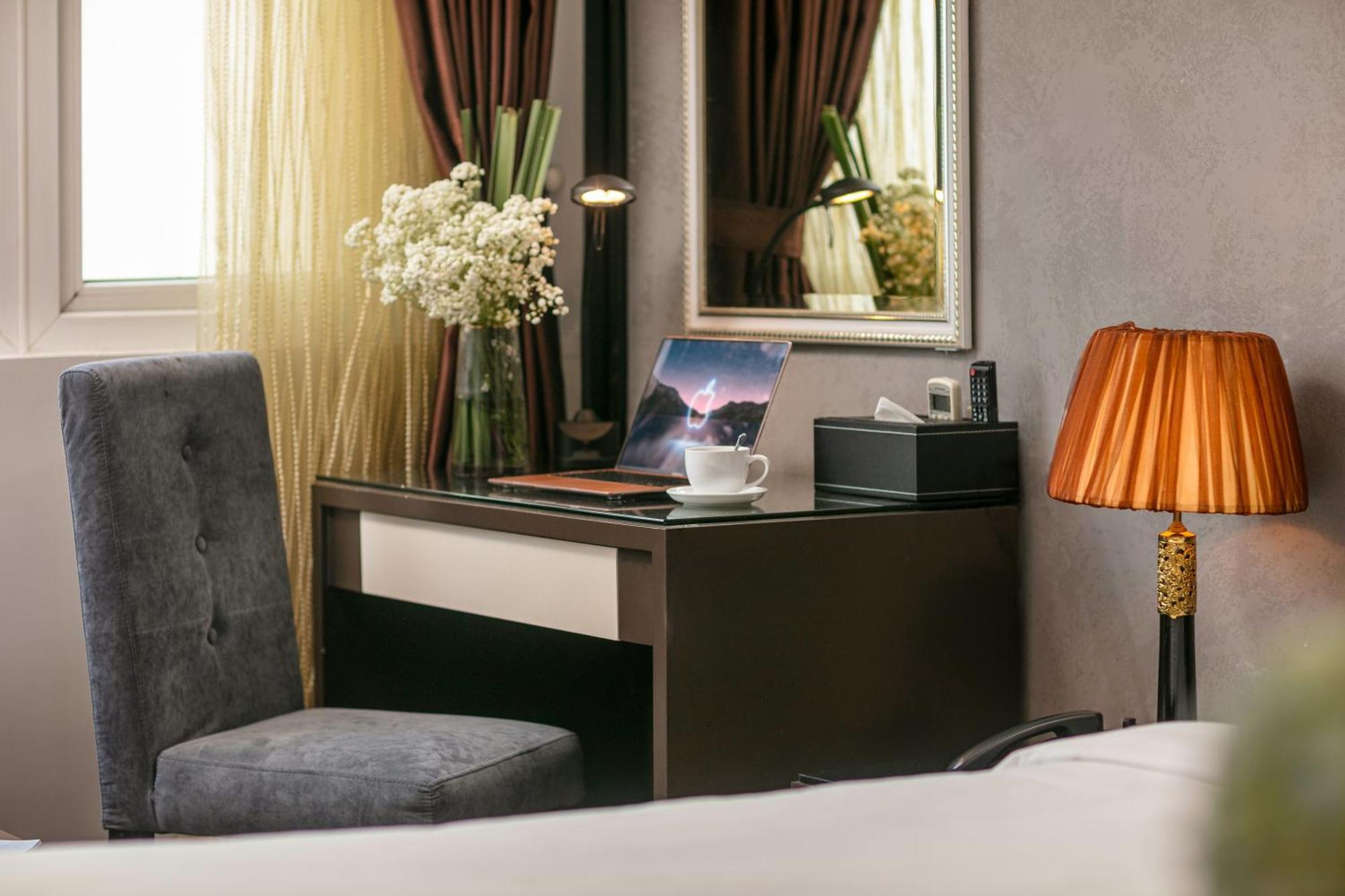 Hanoi La Palm Premier Hotel & Spa Екстериор снимка